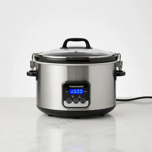 Toastmaster 4-quart digital slow cooker with locking lid, ideal for small families and portability